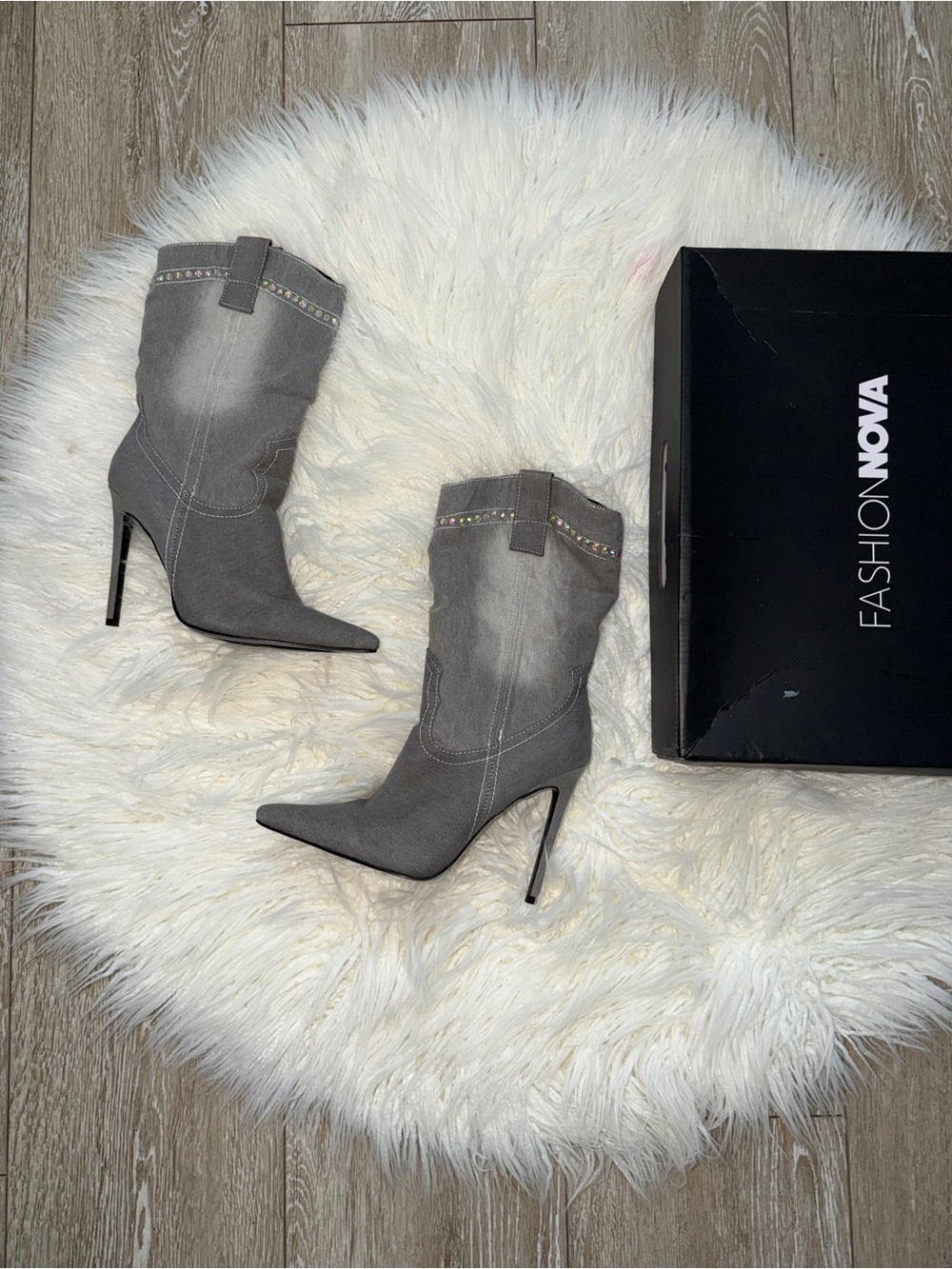Fashion Nova Gray Suede Pointed-Toe Stiletto Mid-Calf Boots Worn @ Exxxotica MIA - Picture 2 of 5